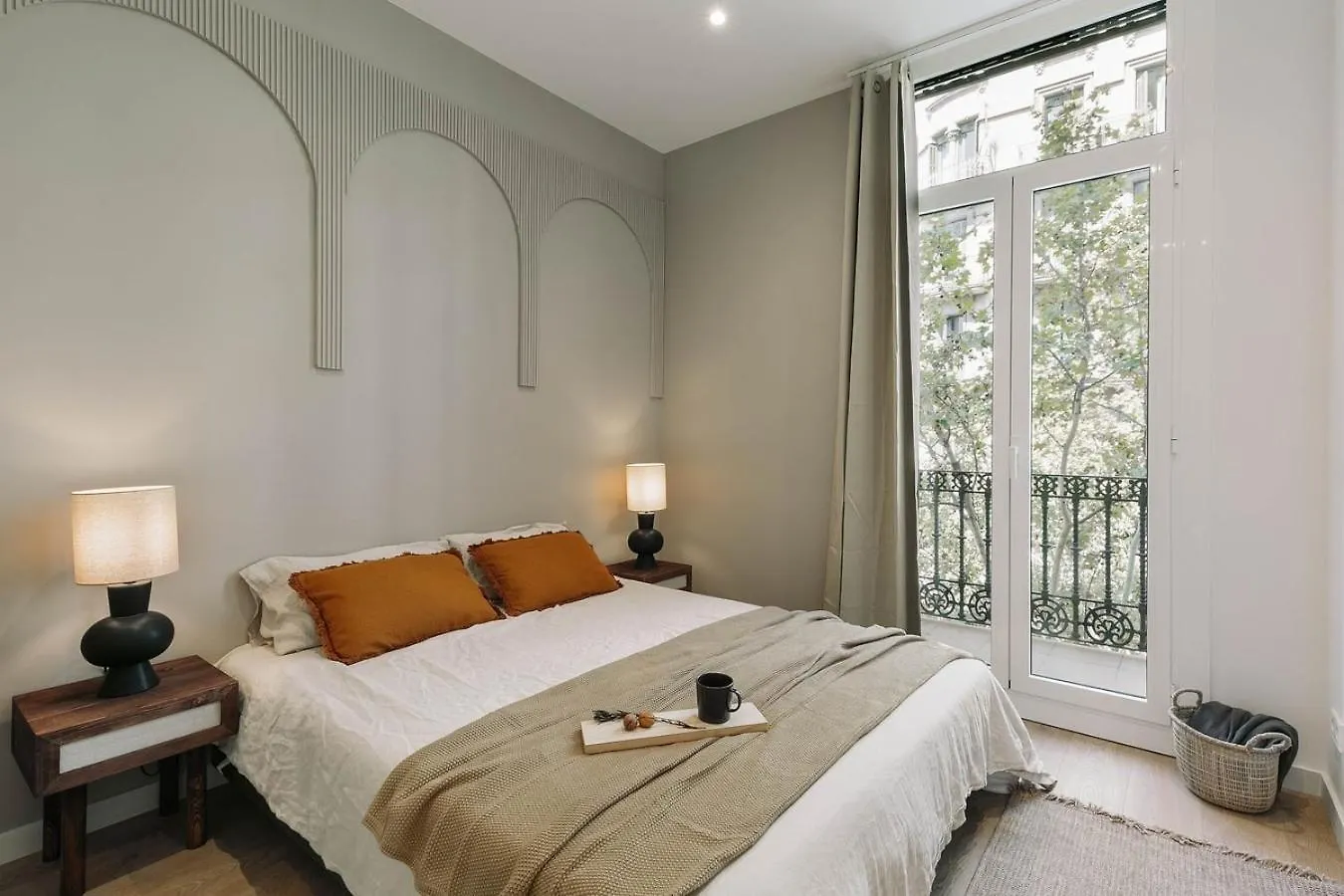 Pontone - 2 Bedrooms And Balcony In Eixample Dreta 巴塞罗那